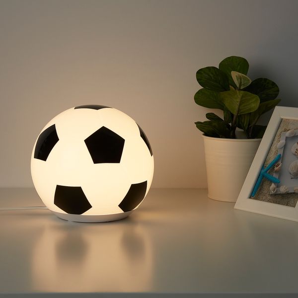 ІКЕА ÄNGARNA ЕНГАРНА, 804.692.77 - LED настільна лампа, орнамент футбол 804.692.77 фото